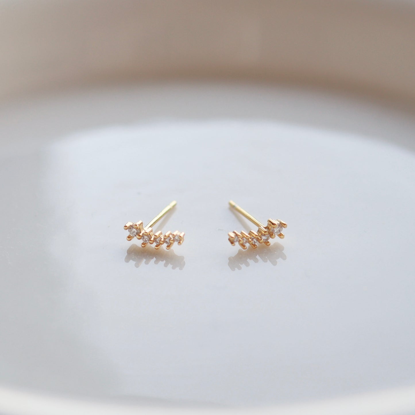 Solice Studs
